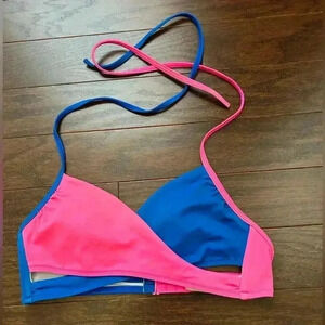 Victoria’s Secret Pink Two Tone Bikini Top